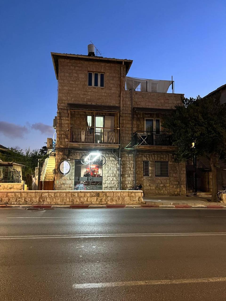 Betsalel'S Studio Jerusalem Exterior photo